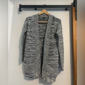Express Black & White long, open cardigan with pockets. Size XS
